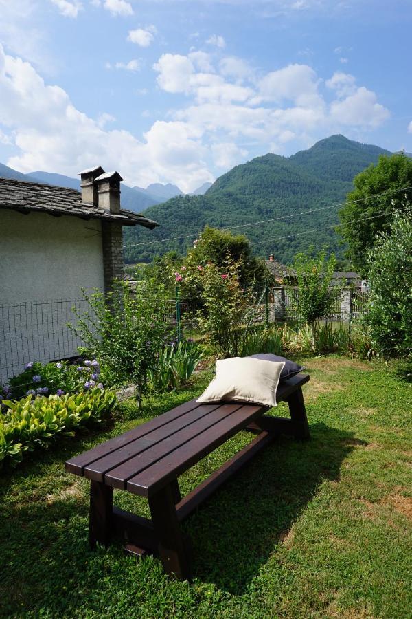 Bed & Breakfast Ai Fontana Villar Pellice Екстер'єр фото